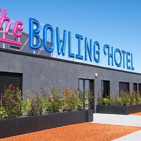 The Bowling Hotel Grens Экстерьер фото